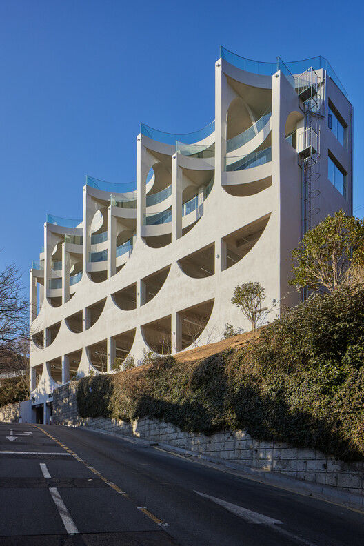 Sense of the Sea Café | 韩国 Busan 海岸半圆形建筑设计