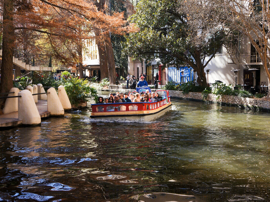 美国 San Antonio 滨河步行街 | 防洪景观设计典范