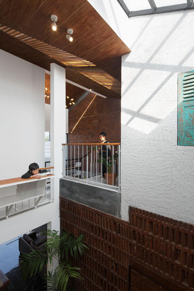 绿意盎然的城市村舍 | Kampoong In House