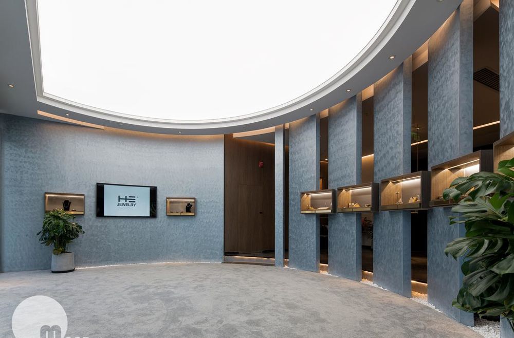 成都禾堂珠宝工作室-- 寸以设计 | 折纸元素、弧形空间、轻奢展示