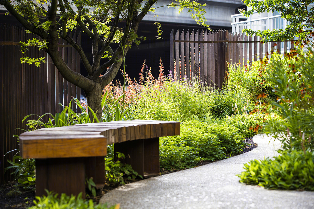 繁华墨尔本中的宁静绿洲——Ian Barker Gardens 街景花园