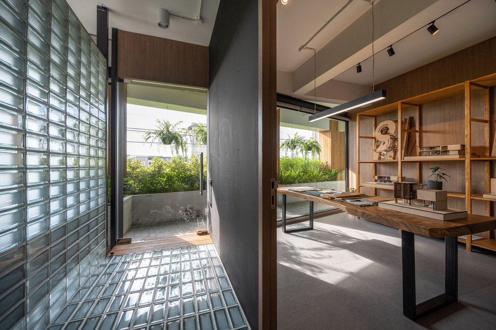 自然共生之建筑 | ARTi 建筑师事务所的树木阳台设计