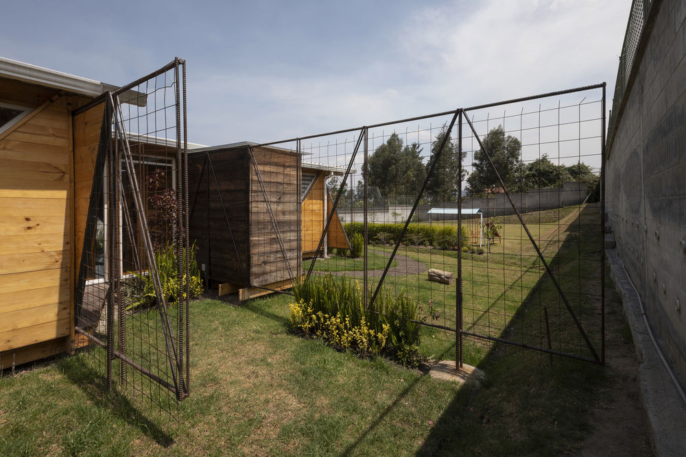 Orange Lemon House | 模块化设计，快速建造的小户型住宅