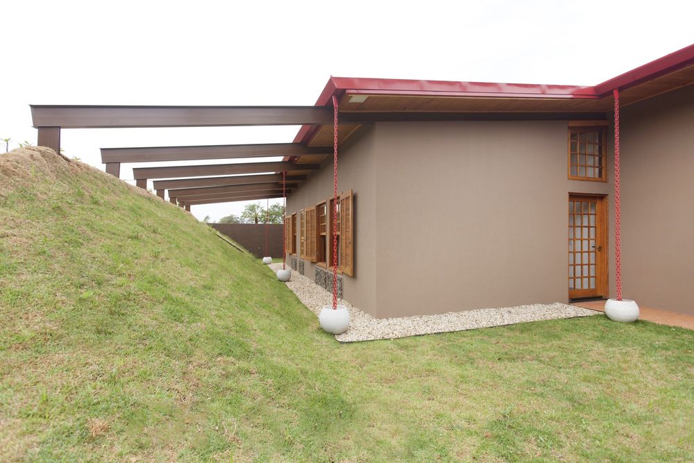 巴西 Laguna House | 融入自然的木石 Chalet
