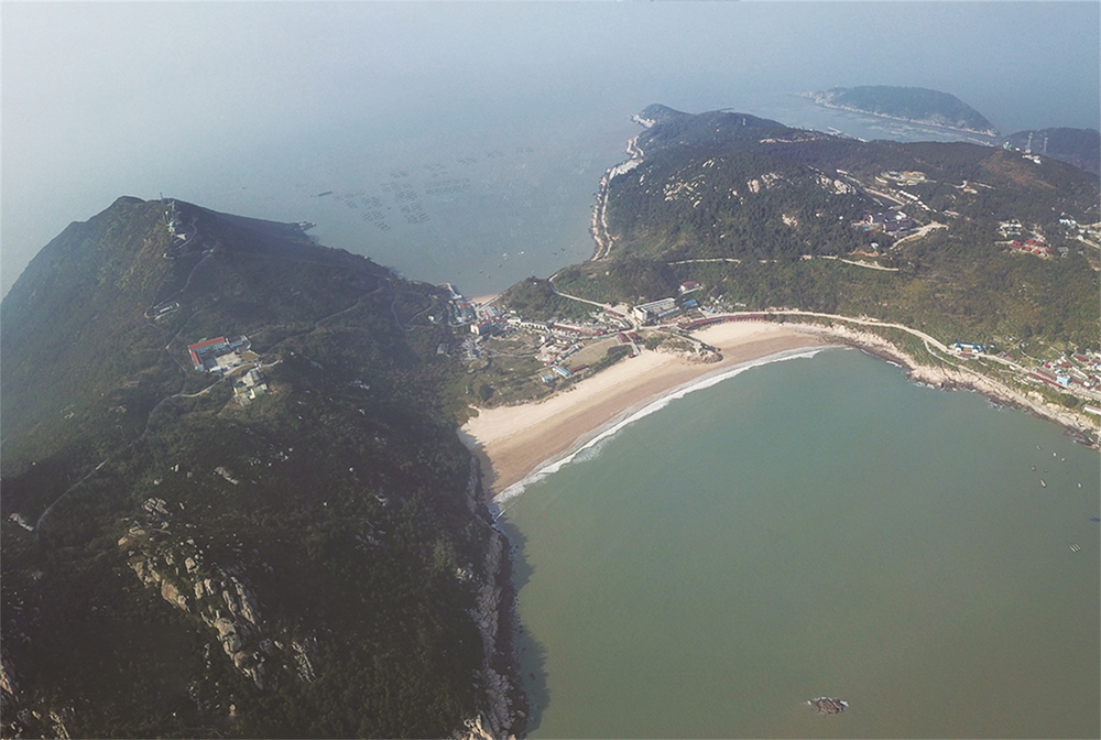 海蛞蝓酒店 | 有机融合的自然空间