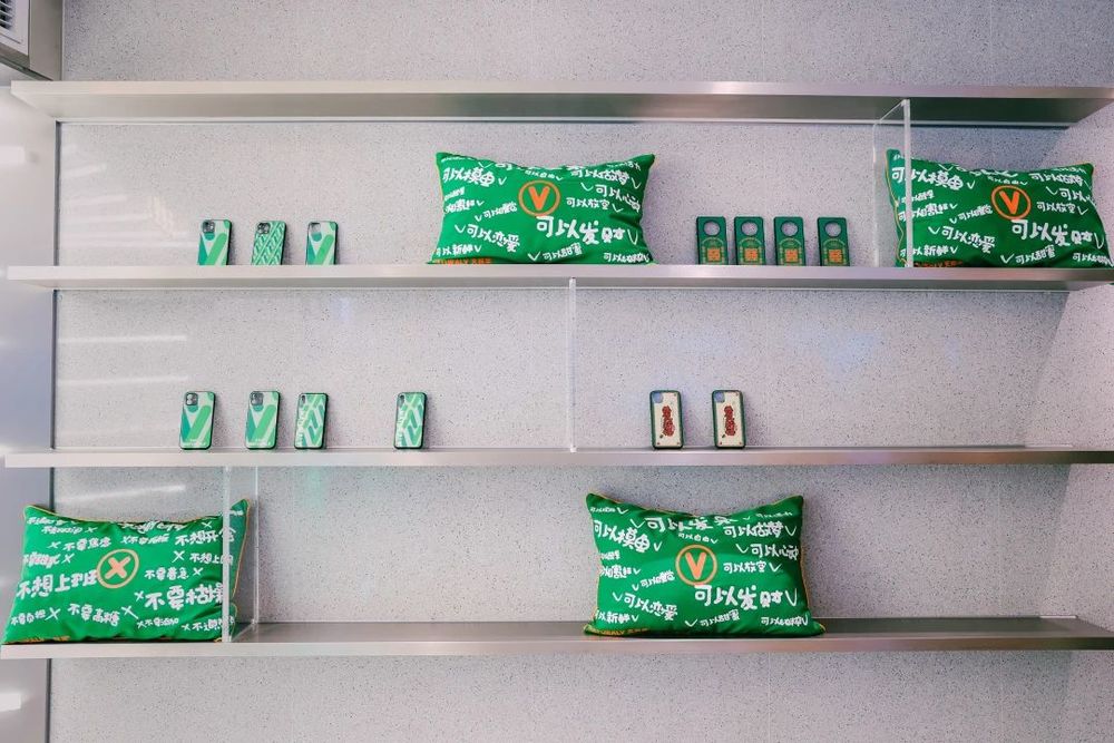 天然呆奶茶店 | 成都太古里商圈社交空间设计
