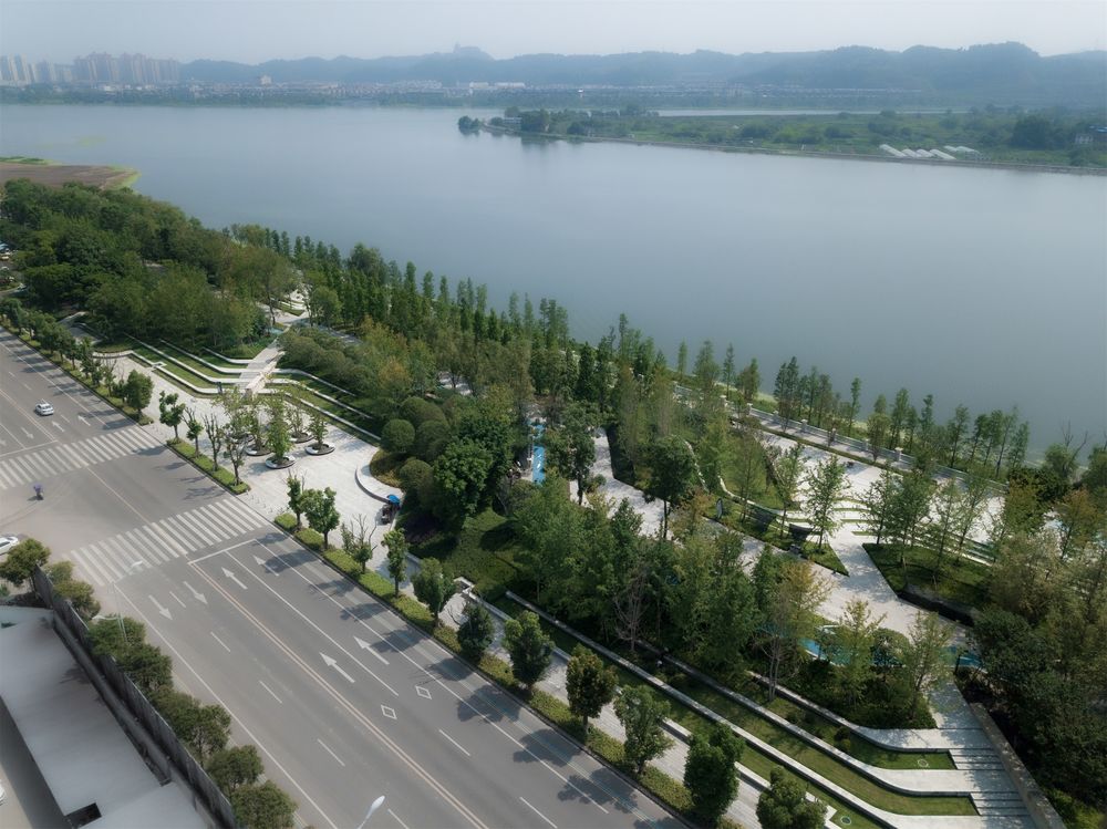 遂宁南滨江公园 | 城市与自然的共生纽带