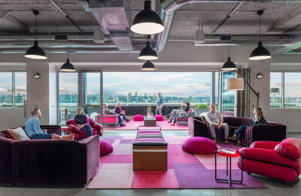 T-Mobile Bellevue 总部大楼，室内设计完美融合自然与活力