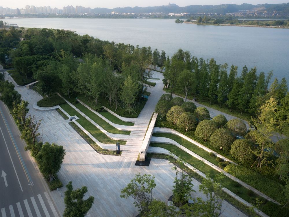 遂宁南滨江公园 | 城市与自然的共生纽带