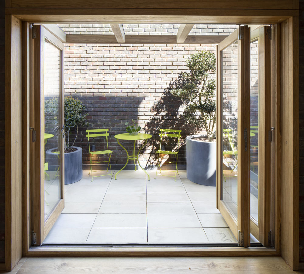 Southwark Brick House | 旧砖墙与新木纹的完美融合