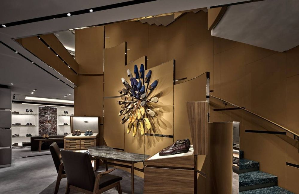 Tod's 伦敦旗舰店 | 绽放的花朵，演绎品牌个性