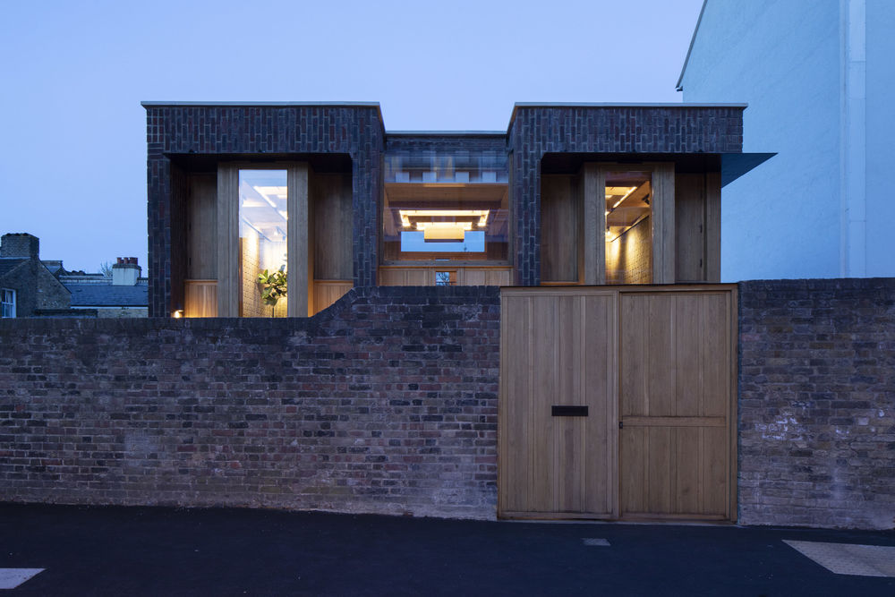 Southwark Brick House | 旧砖墙与新木纹的完美融合