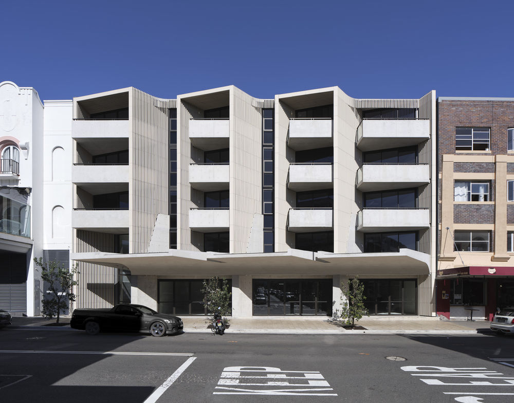 悉尼邦迪海滩的雕塑建筑 | Pipi 住宅楼