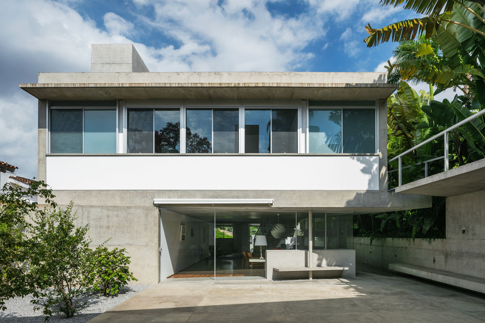 米兰之家旁的 Acayaba Elito House