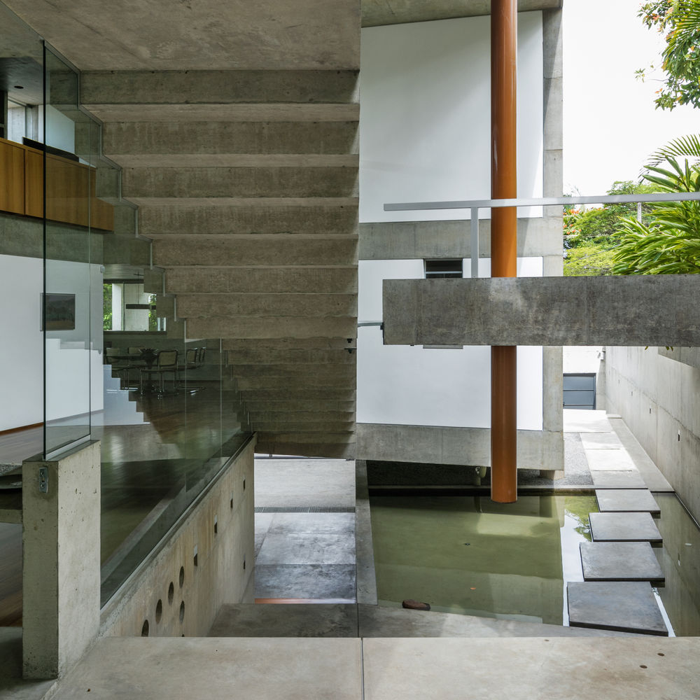米兰之家旁的 Acayaba Elito House