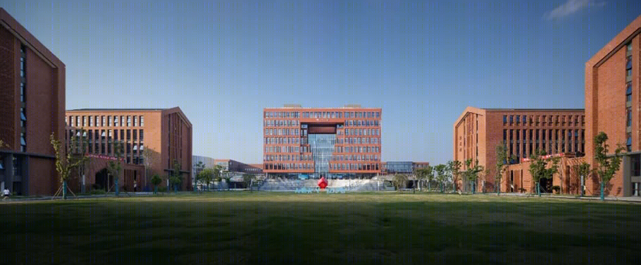 宁波大学科技学院 | 从地下通道到下沉广场的校园空间重构