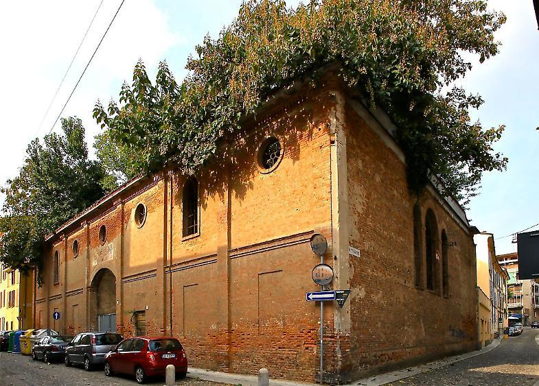 废弃马厩变宜居住宅，原汁原味保留历史痕迹