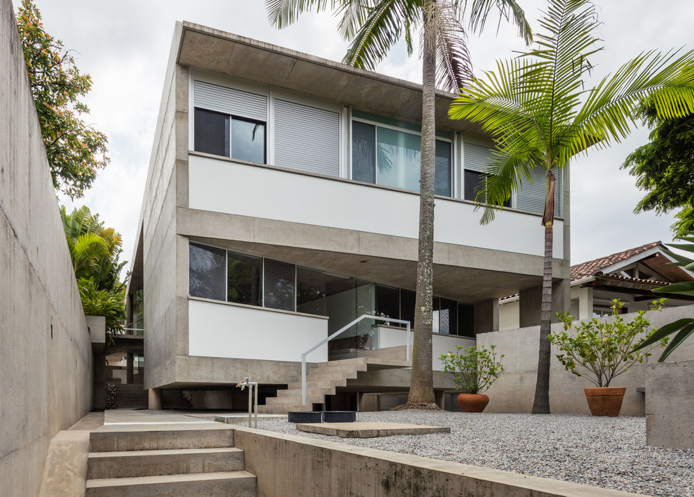 米兰之家旁的 Acayaba Elito House
