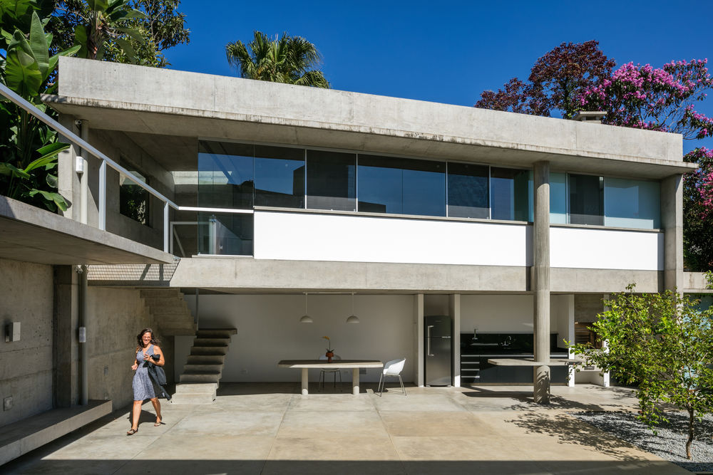 米兰之家旁的 Acayaba Elito House
