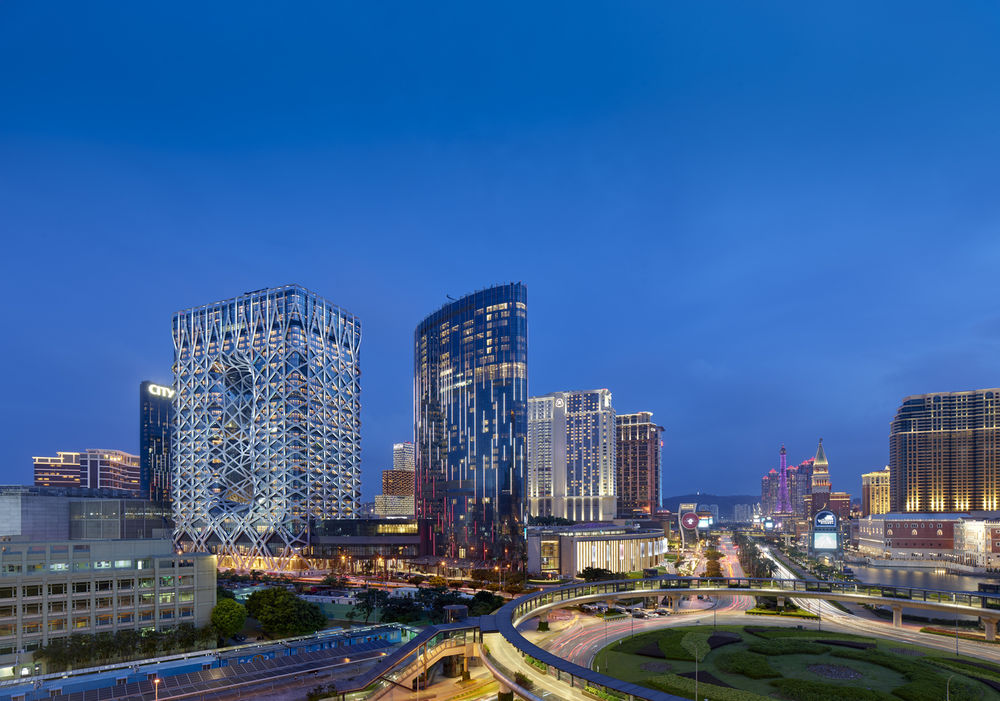 梦幻之城中的流体雕塑——莫斐斯酒店设计解析