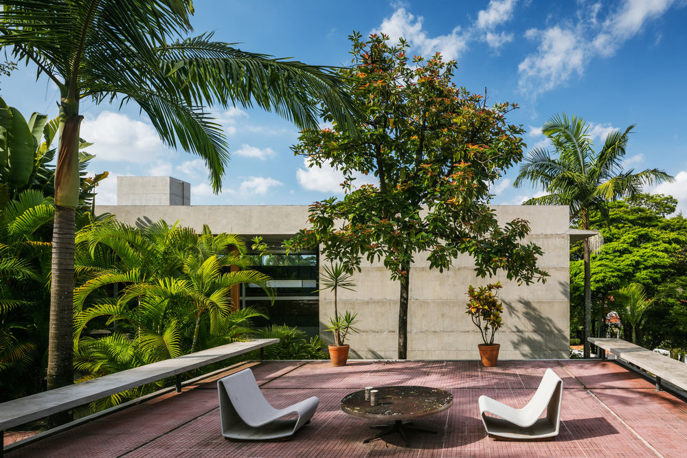 米兰之家旁的 Acayaba Elito House