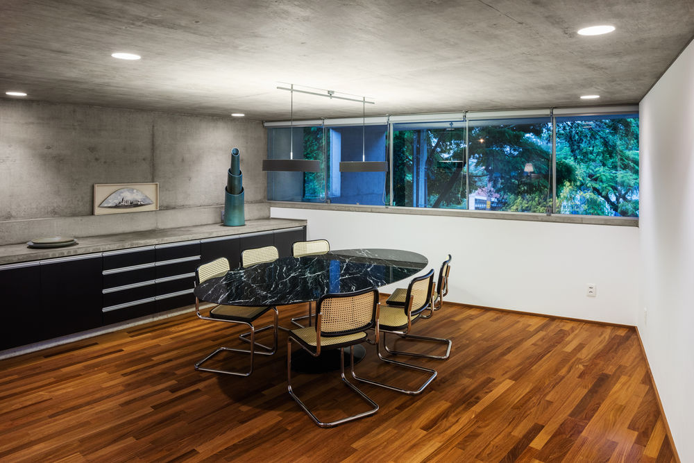 米兰之家旁的 Acayaba Elito House