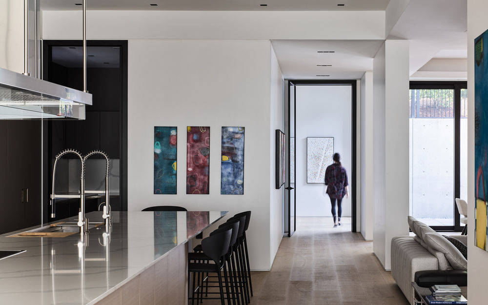 温哥华 Nanton Residence | 现代砖石别墅的完美融合