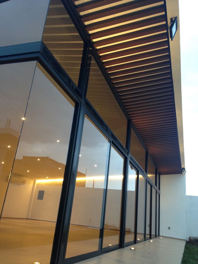 快速搭建的多功能家庭聚会空间