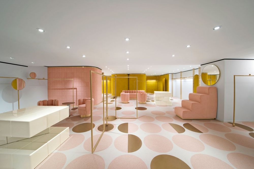 香港 Red Valentino 旗舰店，India Mahdavi 的现代时尚梦