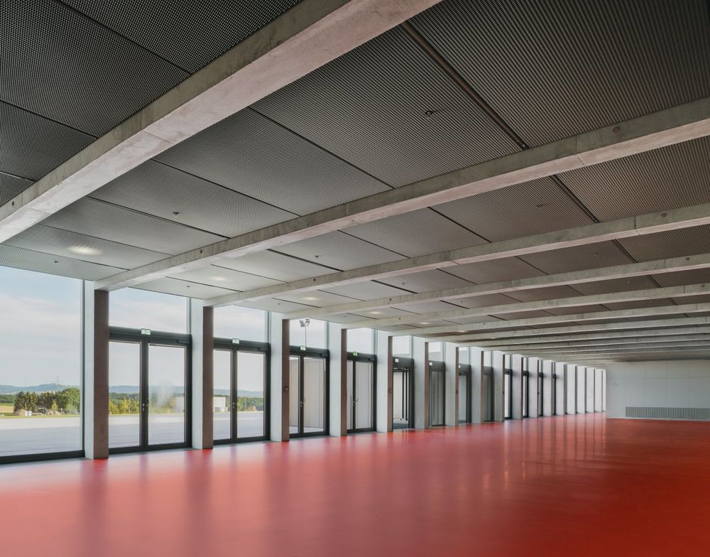 David Chipperfield 打造嵌入景观的 Wurth 公司活动中心