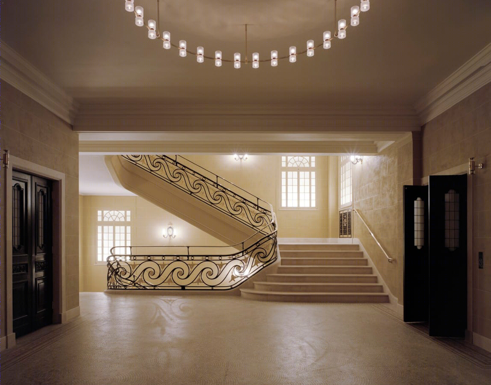 伦敦丽思卡尔顿酒店，David Chipperfield 的简约奢华演绎