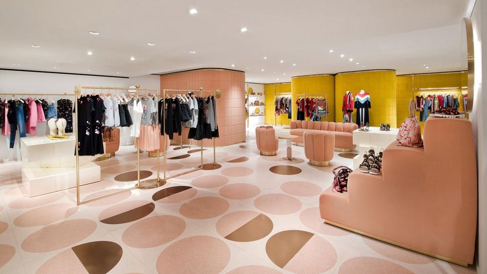 香港 Red Valentino 旗舰店，India Mahdavi 的现代时尚梦