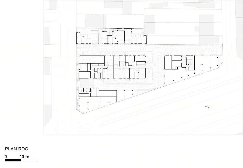 Courbes 公寓楼 | 柔美弧线唤醒城市街区