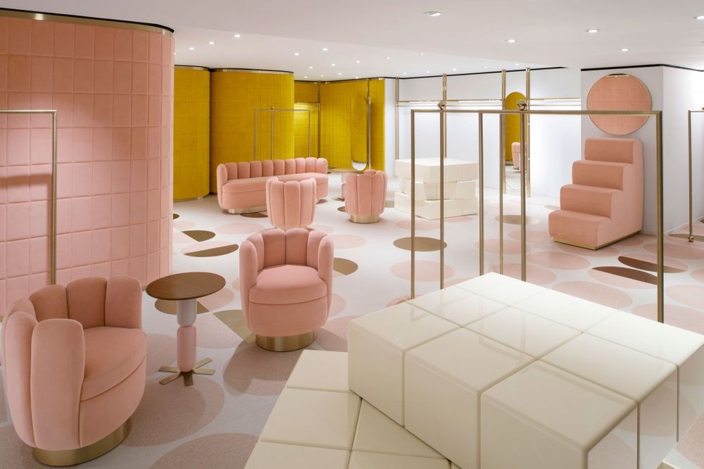 香港 Red Valentino 旗舰店，India Mahdavi 的现代时尚梦