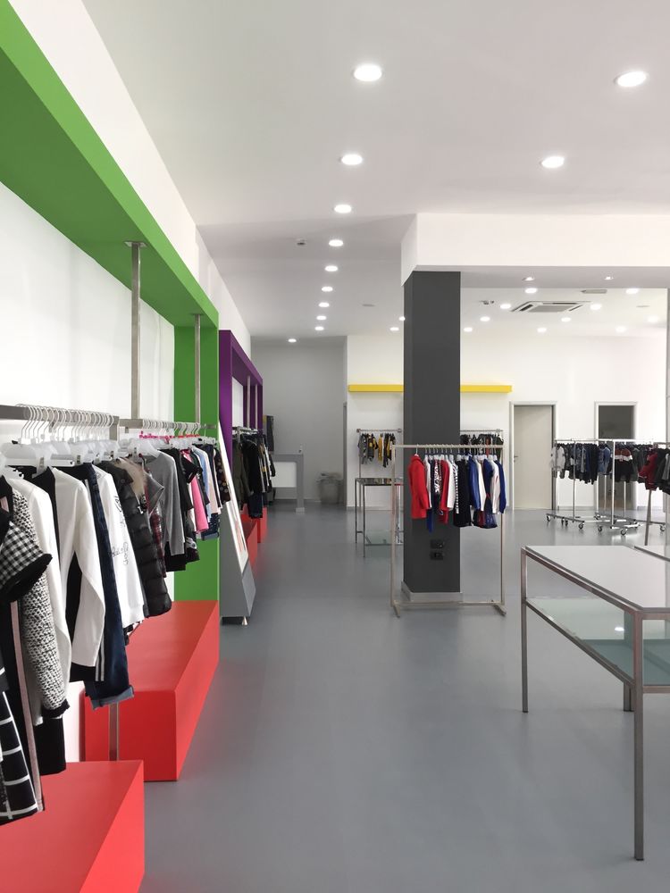 Show-Room_Tbt