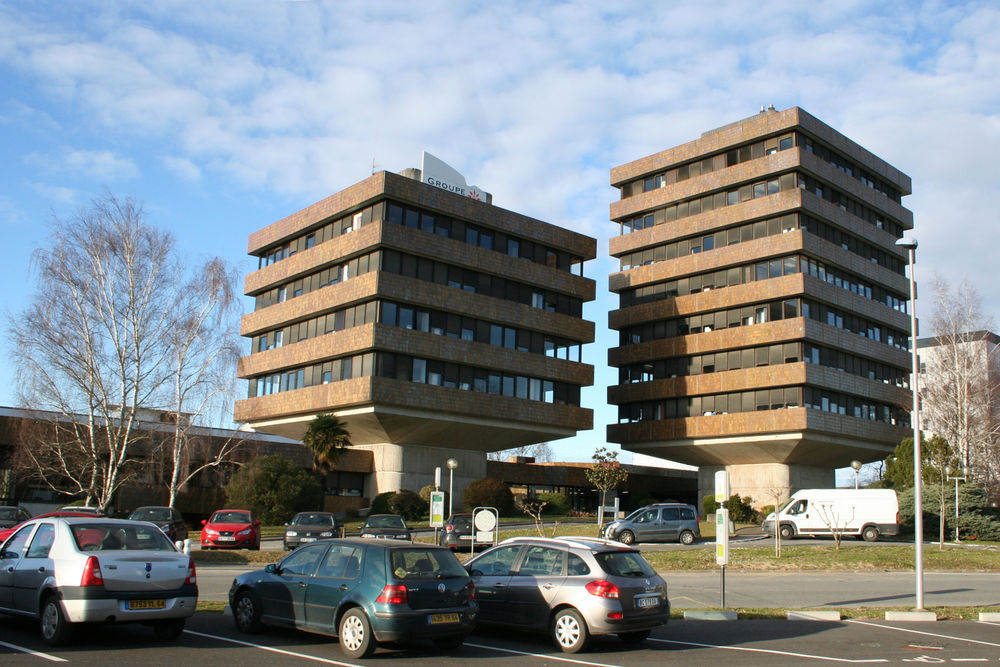 LCR ARCHITECTES 重塑欧瑞利斯总部，呈现环保科技美学