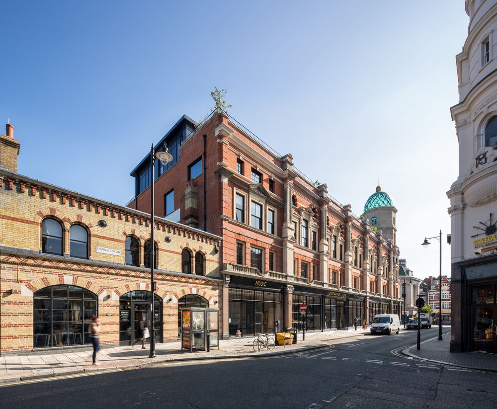 翻新传奇 | 伦敦建筑师 Squire & Partners 打造 Brixton 百货新生命