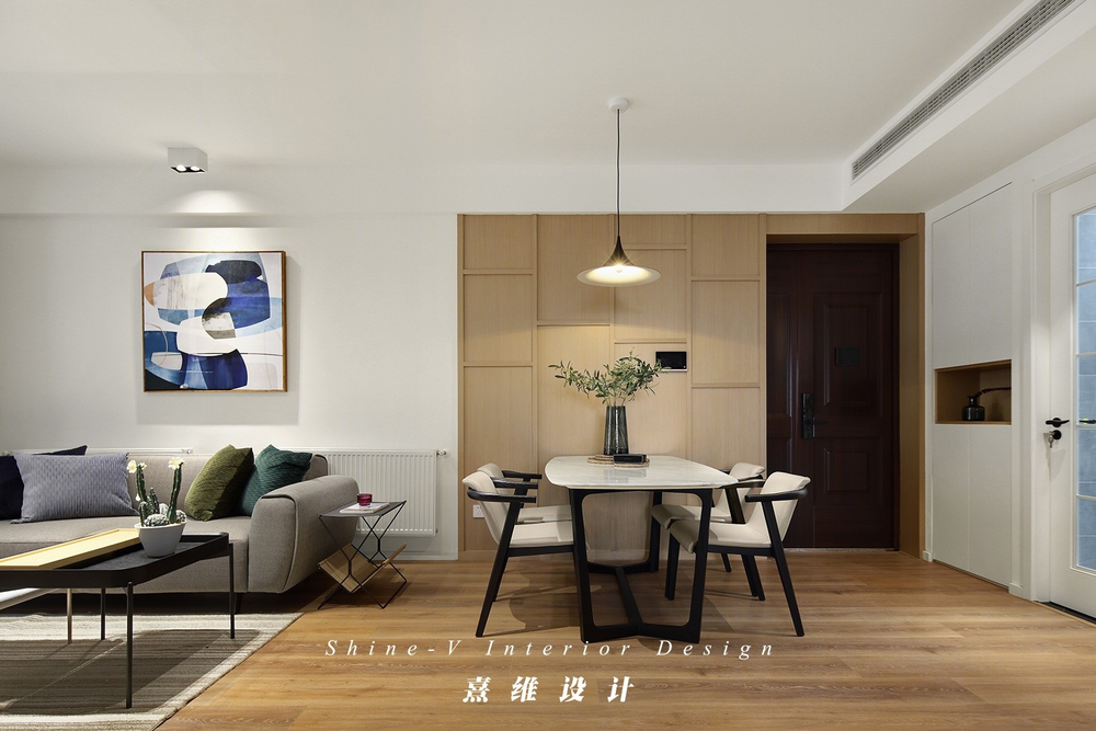 《素履》灰、白与木元素下的精致与舒适 | 熹维设计
