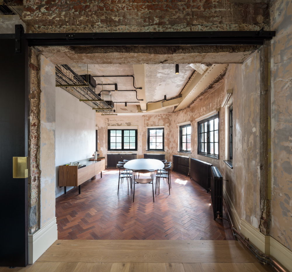 翻新传奇 | 伦敦建筑师 Squire & Partners 打造 Brixton 百货新生命