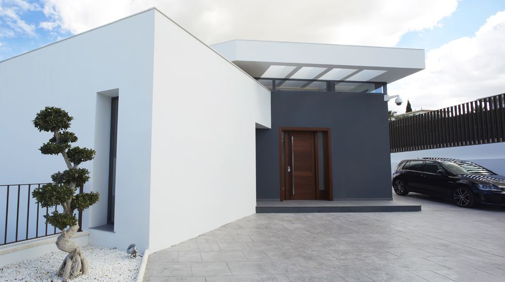 "Medussa House" 依山就势，充分利用自然光