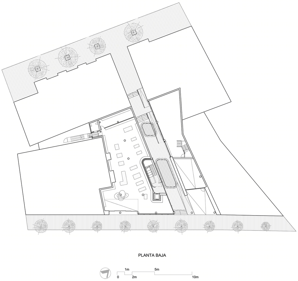 嵌入老建筑的“冰块” - Sta Clara 11 大楼