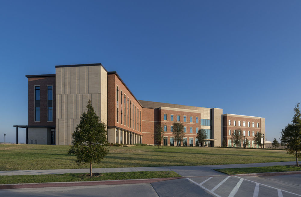 德州 Tarleton State University 新教学楼 | 融入社区，展现历史与未来