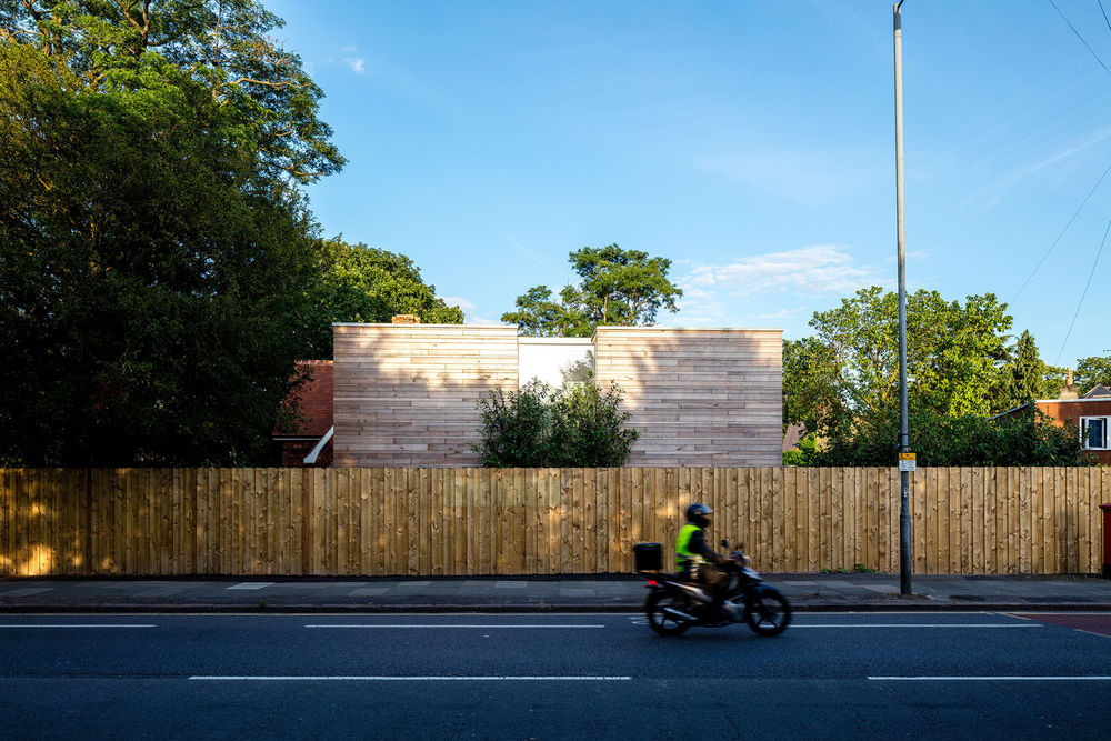 英国 Warren 小屋扩建改造 | 现代与维多利亚风格的和谐对话