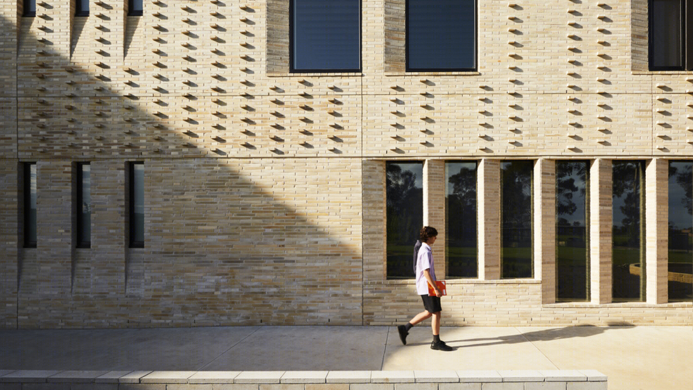 Cox Architecture 打造澳大利亚 Wesley College Drennen Centre