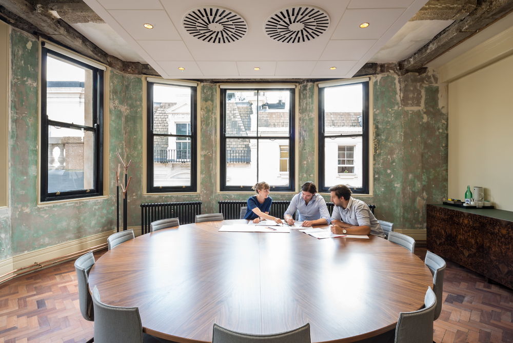 翻新传奇 | 伦敦建筑师 Squire & Partners 打造 Brixton 百货新生命