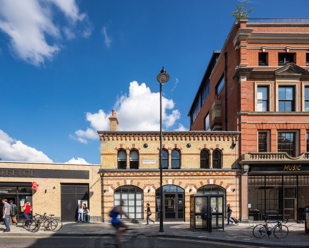 翻新传奇 | 伦敦建筑师 Squire & Partners 打造 Brixton 百货新生命