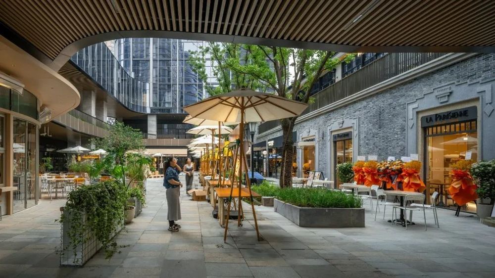 鸿寿坊 | 里弄式商业的城市更新实践