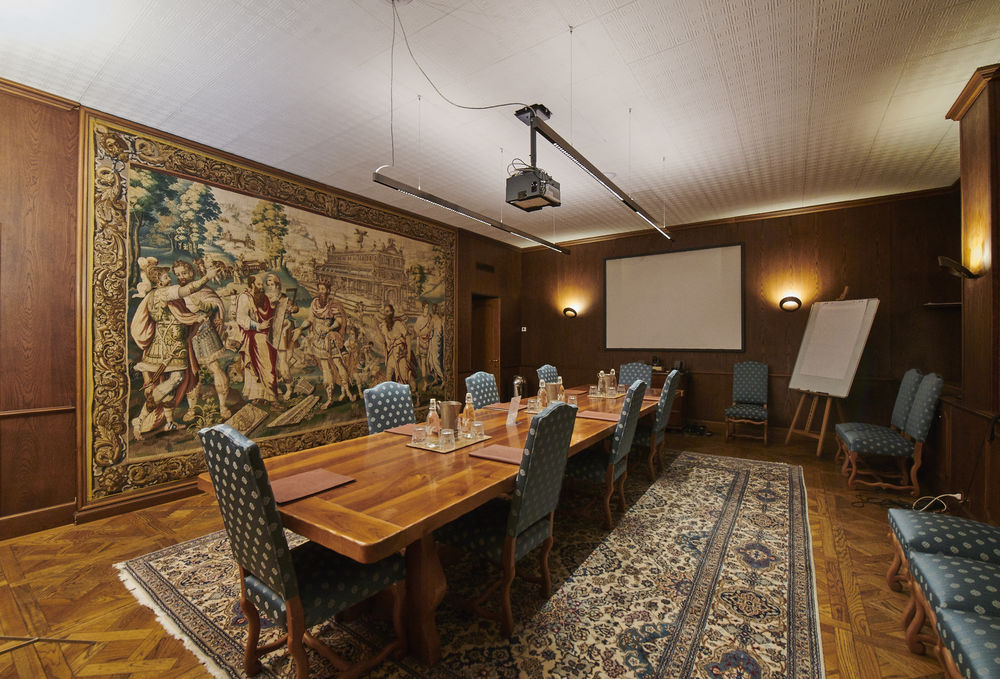 米兰 Castello 办公室照明改造