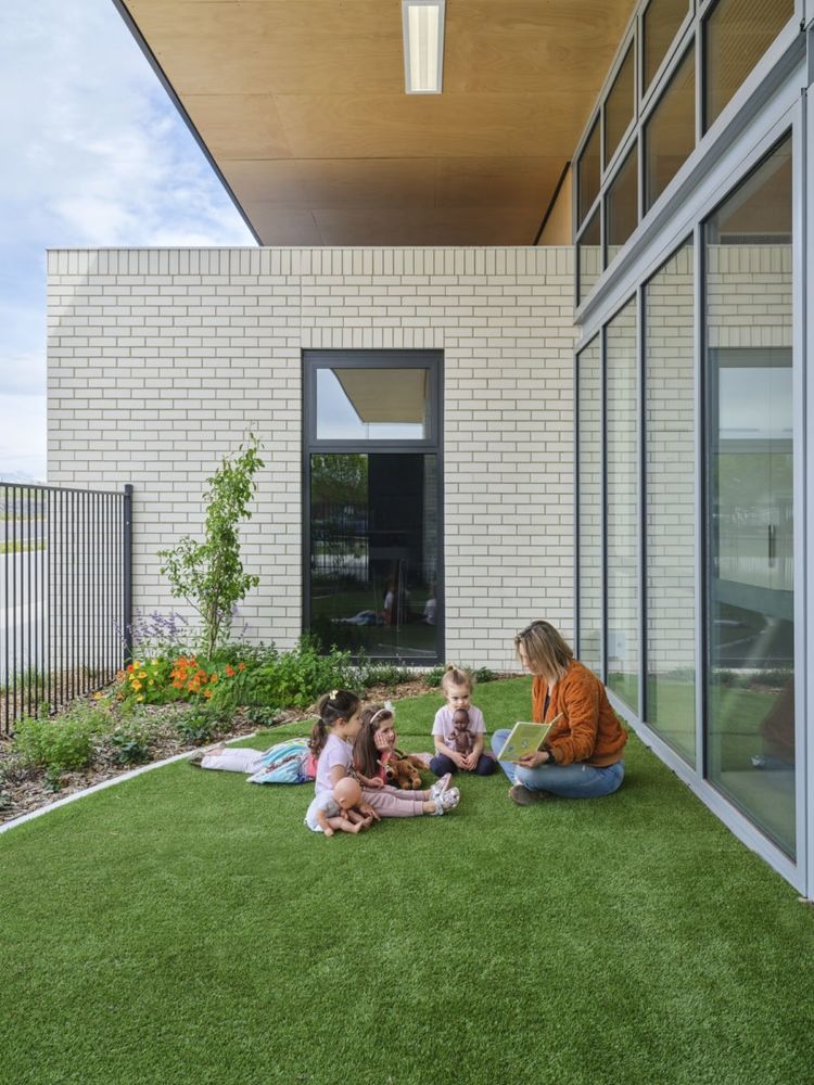 Cox Architecture 打造澳大利亚 Canberra 的 Burgmann 早教中心，体现 Reggio Emilia 教育理念