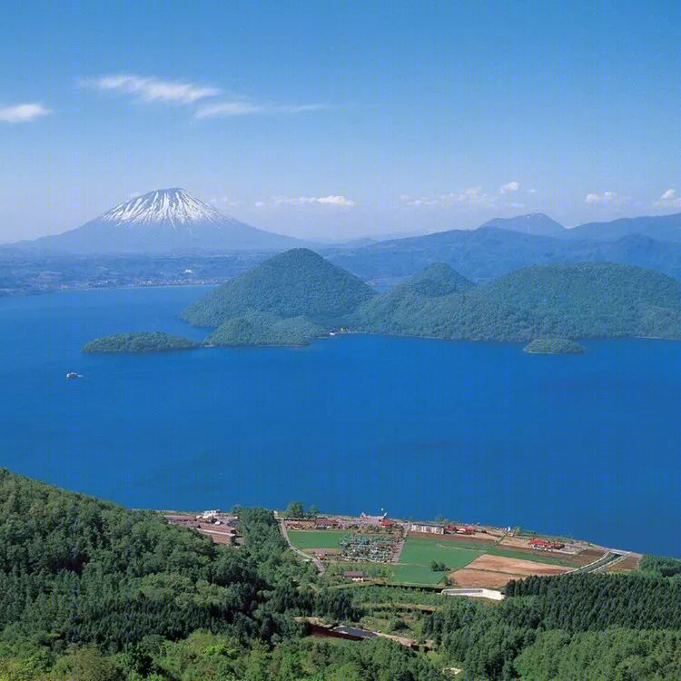 隈研吾新作 | 北海道治愈系度假酒店，传统材质融合自然美景
